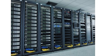 Энергоэффективность в корпоративных дата-центрах: новые стандарты и что выбрать в 2025 году